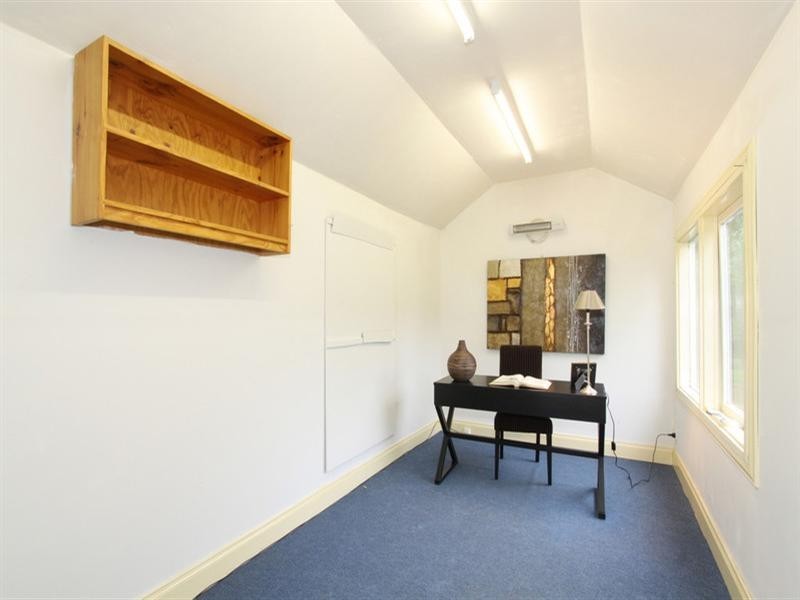 73 Truganini Road, Carnegie VIC 3163