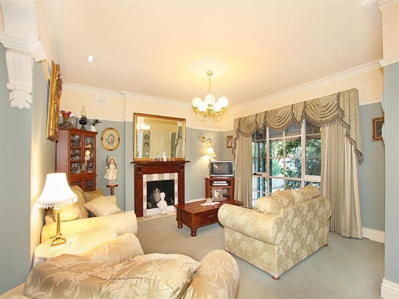 7 Durward Avenue, Glen Waverley VIC 3150