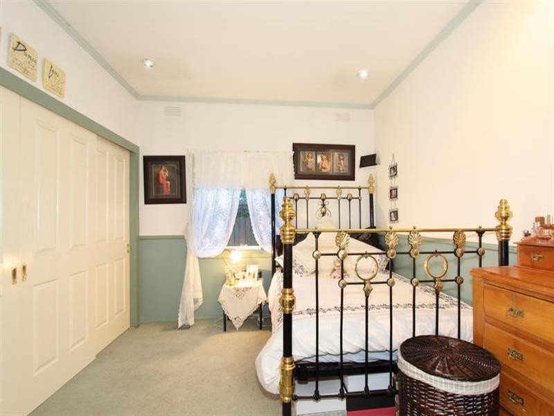 7 Durward Avenue, Glen Waverley VIC 3150