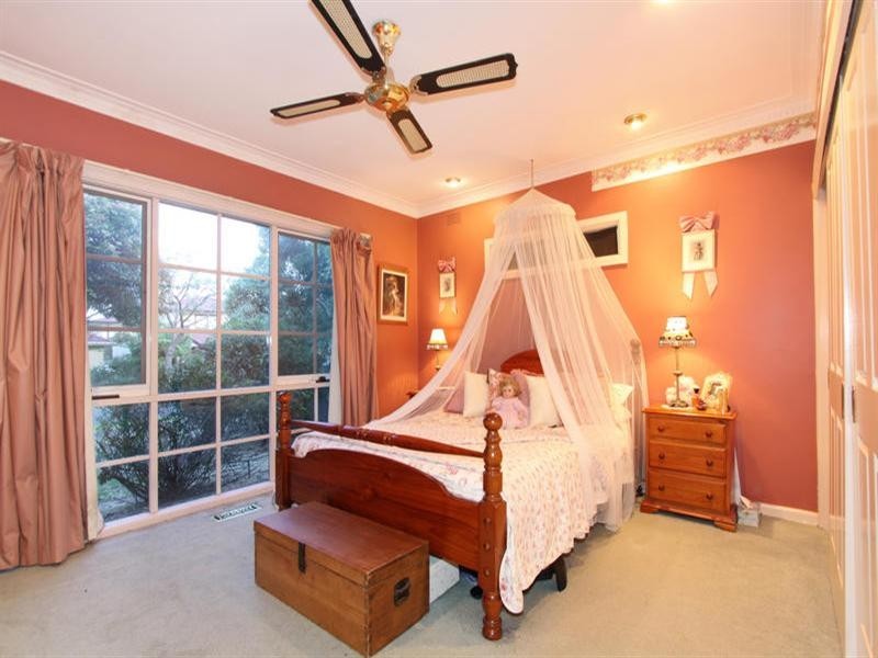 7 Durward Avenue, Glen Waverley VIC 3150