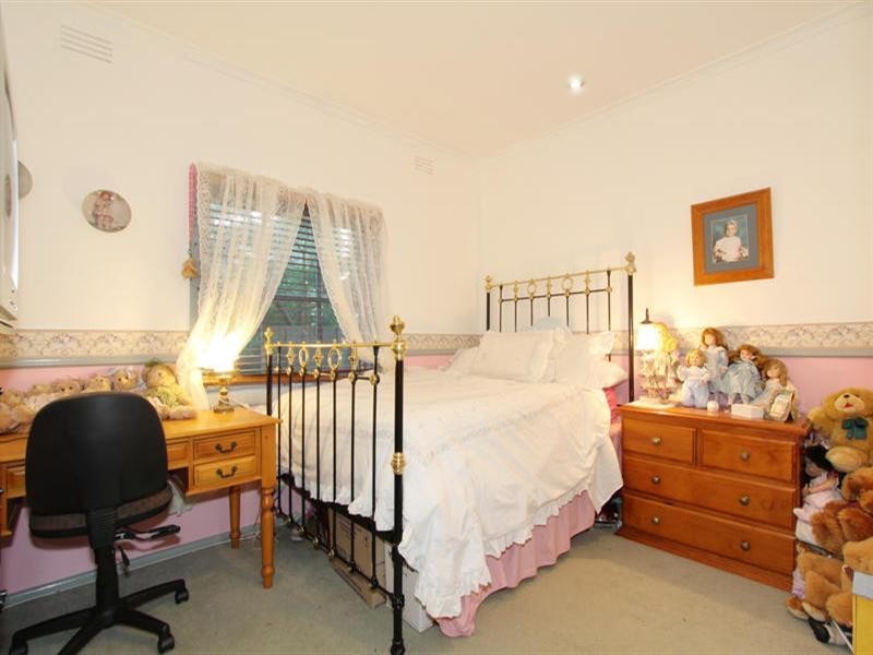 7 Durward Avenue, Glen Waverley VIC 3150