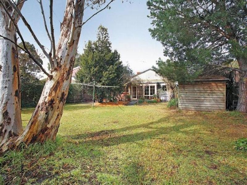 32 Foster Avenue, Glen Huntly VIC 3163