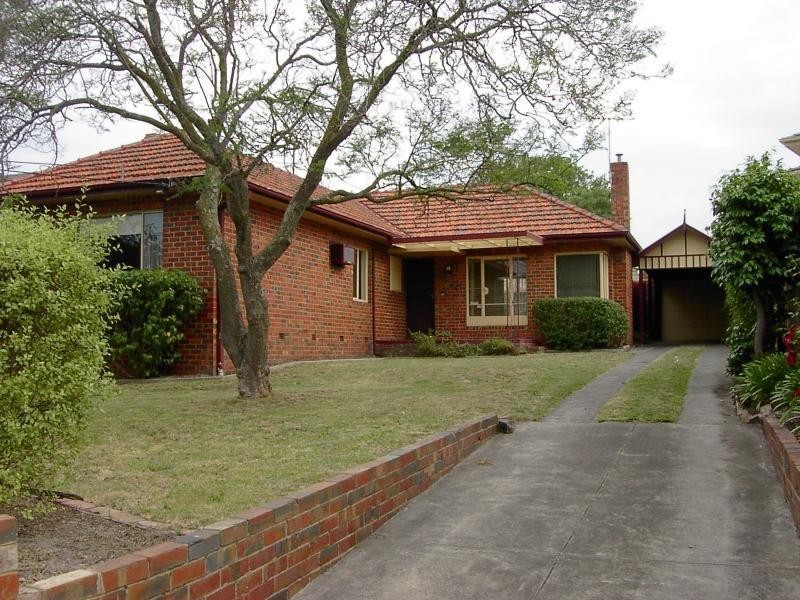 4 Ivanhoe Grove, Malvern East VIC 3145