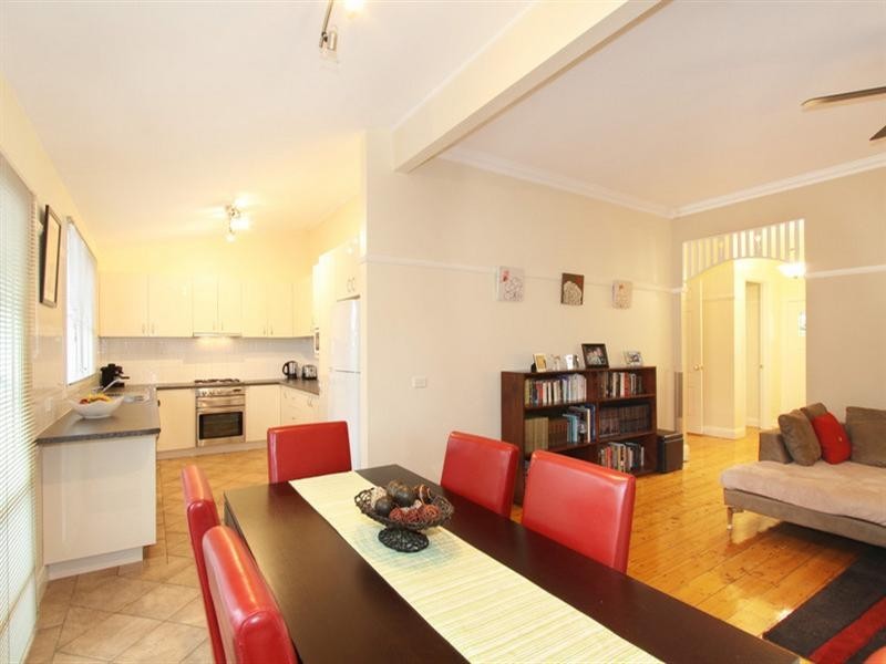 48 Gnarwyn Road, Carnegie VIC 3163