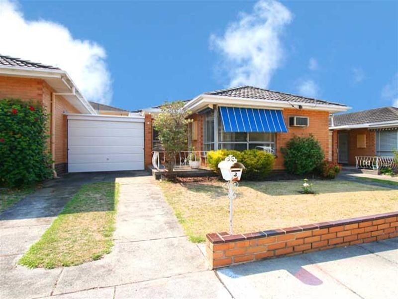 2/3 Walsh Street, Ormond VIC 3204