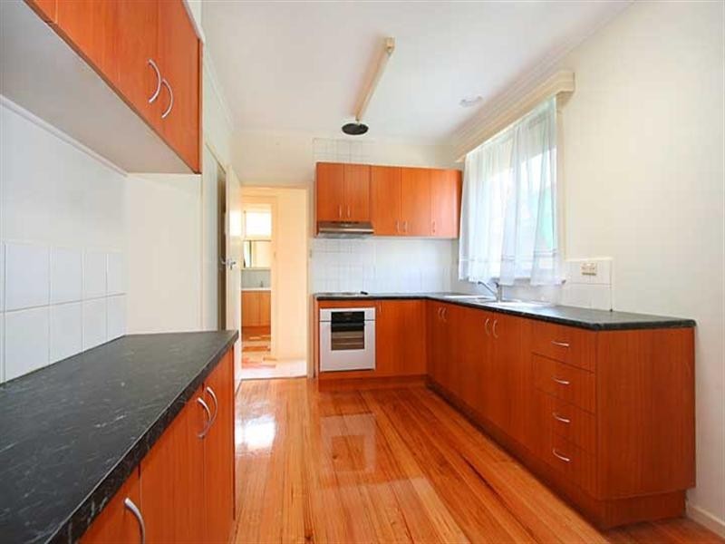 2/3 Walsh Street, Ormond VIC 3204