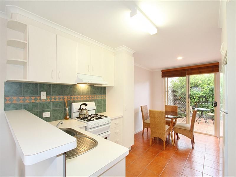 1/32 Carmichael Road, Oakleigh VIC 3166