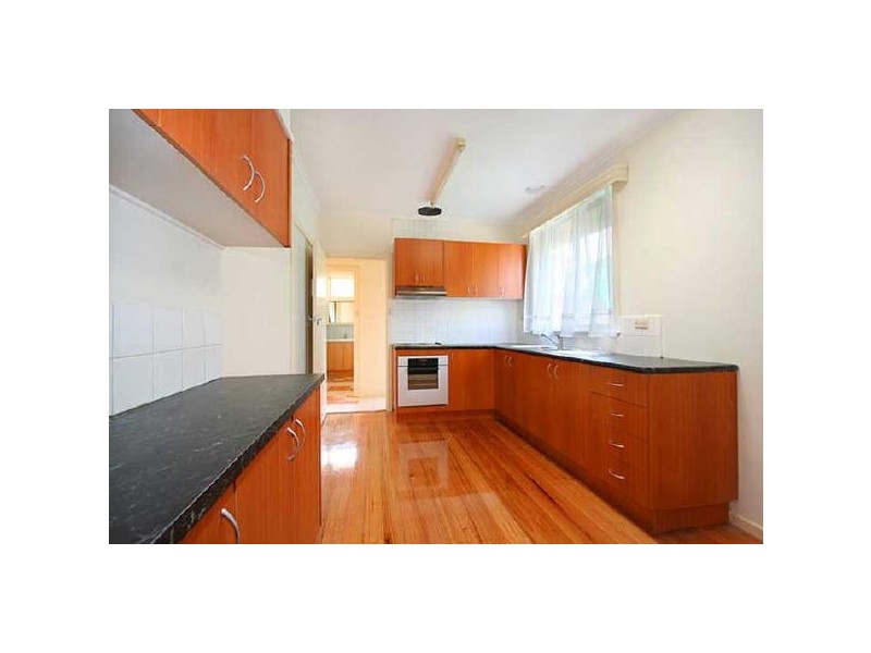 2/3 Walsh Street, Ormond VIC 3204