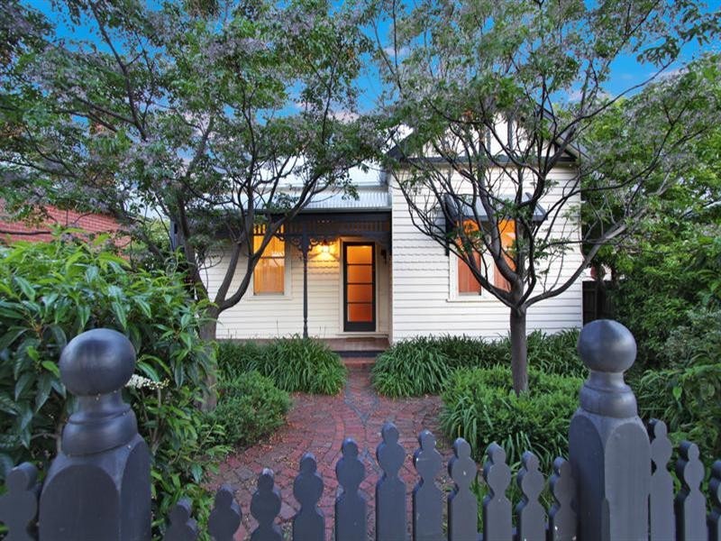 73 Truganini Road, Carnegie VIC 3163