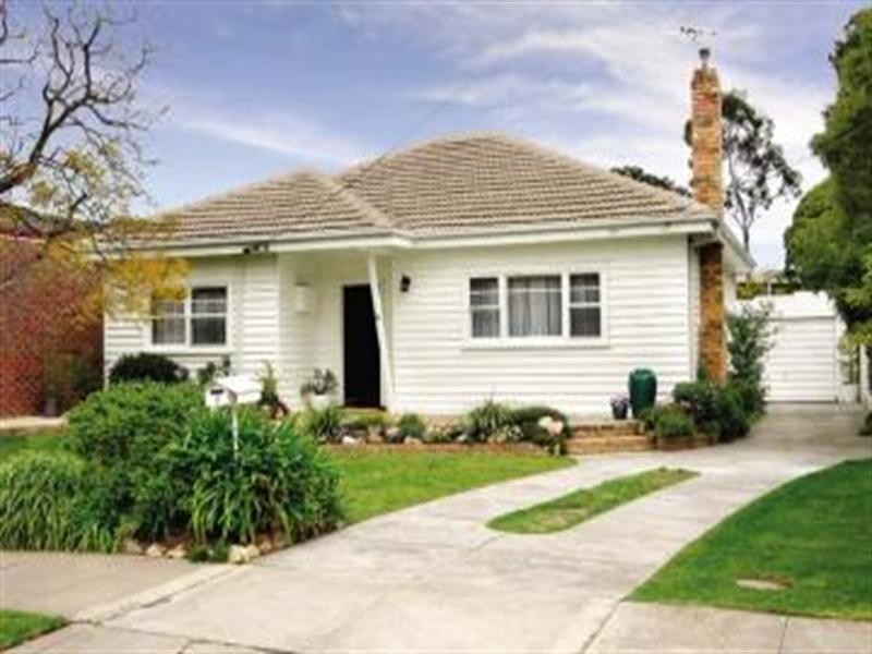 8 Longview Avenue, Bentleigh East VIC 3165