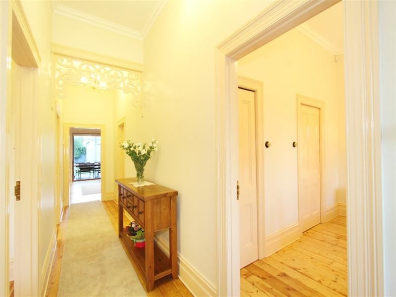 1A Rugby Road, Hughesdale VIC 3166