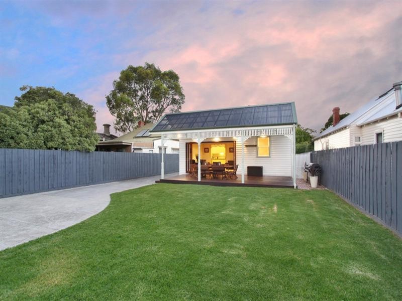 1A Rugby Road, Hughesdale VIC 3166