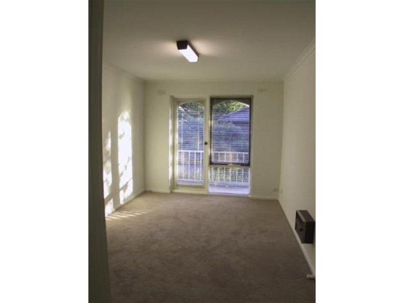 4/9 Firth Street, Doncaster VIC 3108