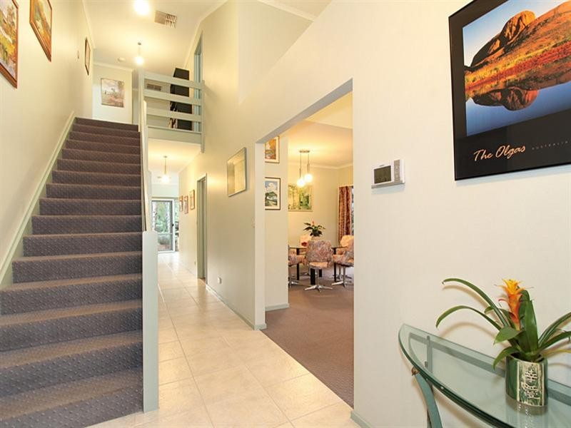 1 Elizabeth Crescent, Carnegie VIC 3163