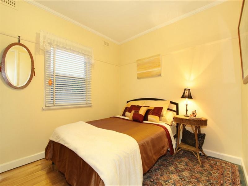 19 Elimatta Road, Carnegie VIC 3163