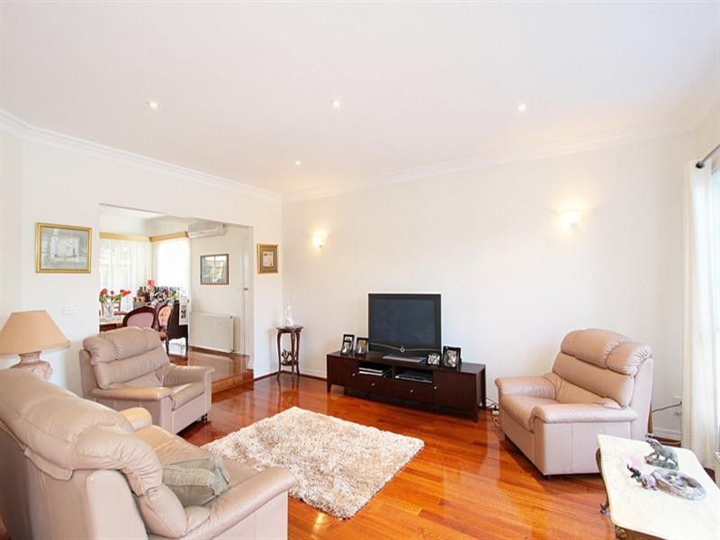 2/20 Moira Avenue, Carnegie VIC 3163