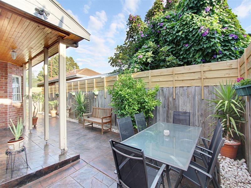 2/20 Moira Avenue, Carnegie VIC 3163
