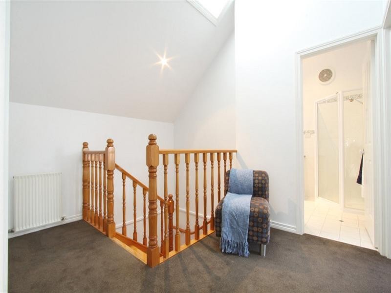 2/20 Moira Avenue, Carnegie VIC 3163