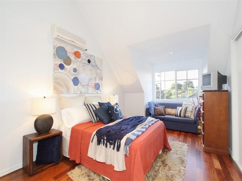 2/20 Moira Avenue, Carnegie VIC 3163