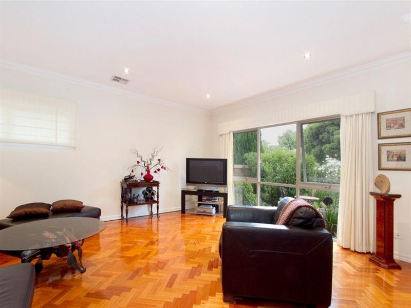 1/23 Oakleigh Road, Carnegie VIC 3163