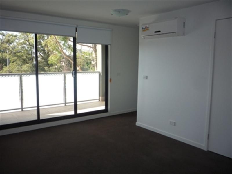 1/17 Shepparson Avenue, Carnegie VIC 3163