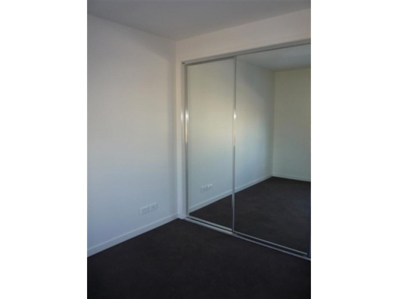 1/17 Shepparson Avenue, Carnegie VIC 3163