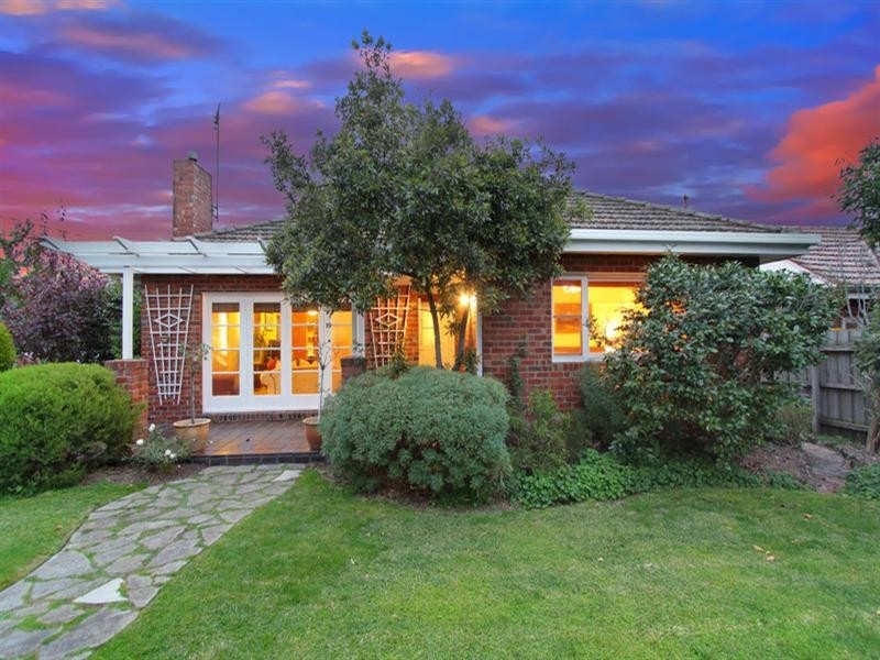19 Elimatta Road, Carnegie VIC 3163