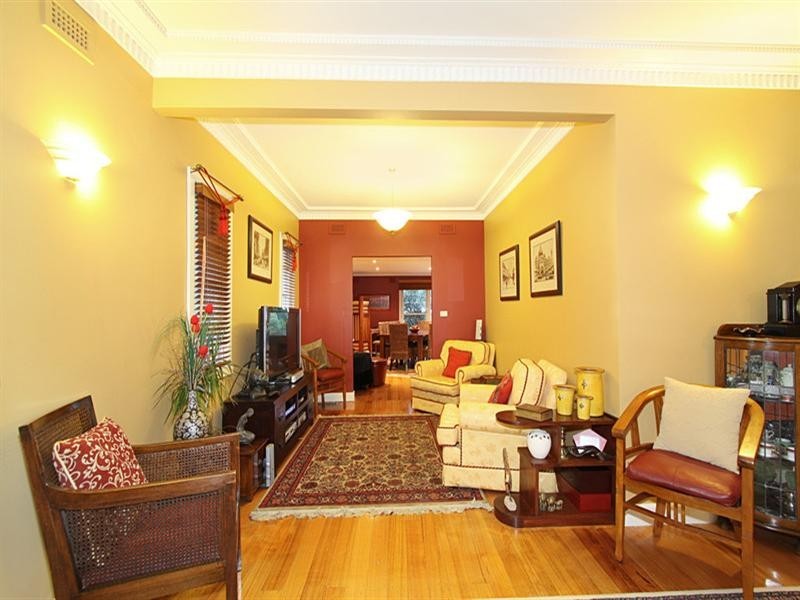 19 Elimatta Road, Carnegie VIC 3163