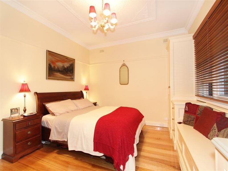 19 Elimatta Road, Carnegie VIC 3163