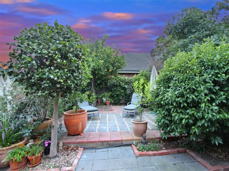 19 Elimatta Road, Carnegie VIC 3163