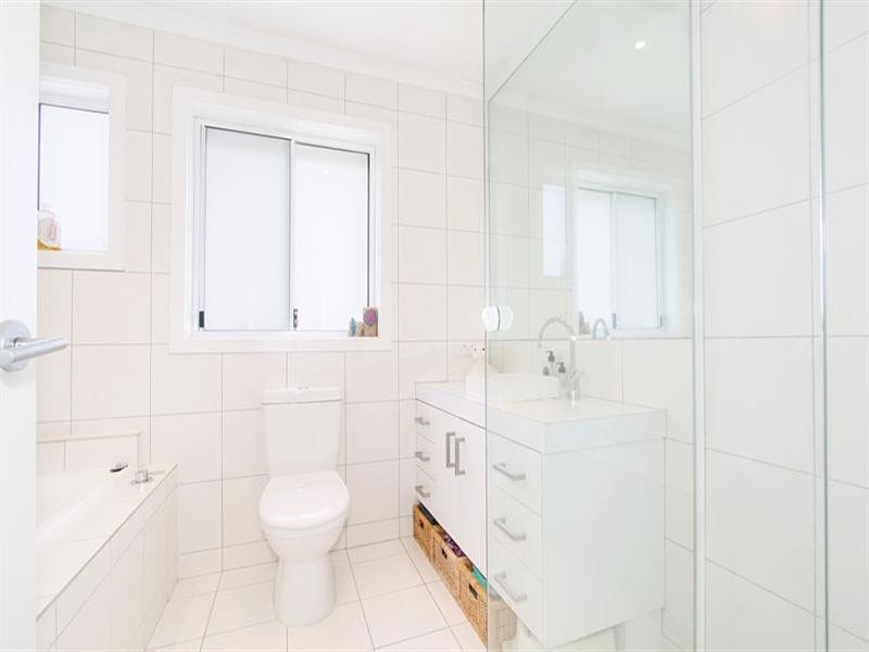2/30 Kelly Street, Chadstone VIC 3148