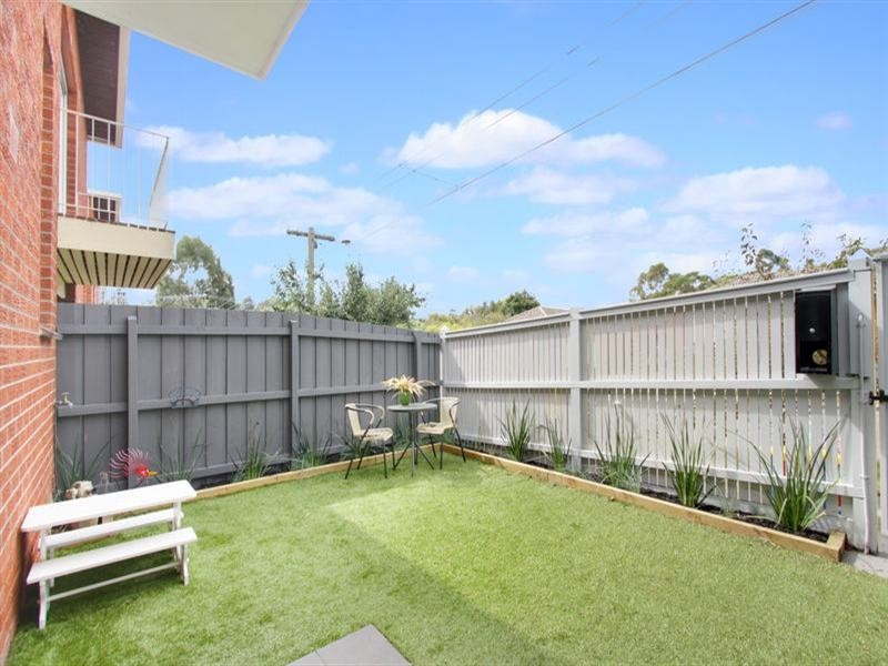 2/30 Kelly Street, Chadstone VIC 3148