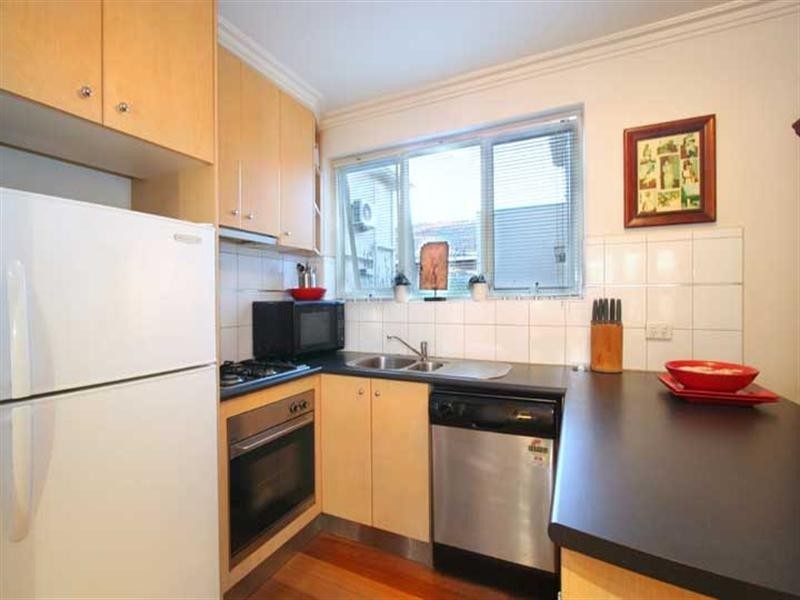 3/17 Masters Street, Caulfield North VIC 3161