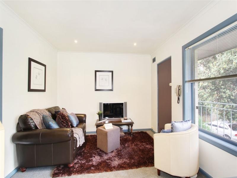 9/6 Tattenham Street, Carnegie VIC 3163