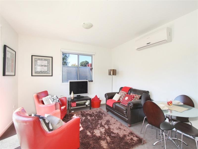 21/30 Lillimur Road, Ormond VIC 3204