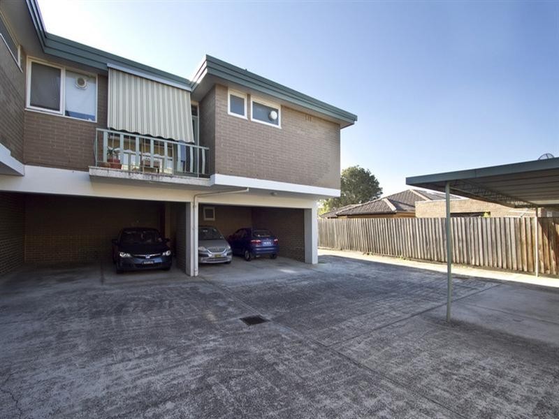 1/122 Mimosa Road, Carnegie VIC 3163