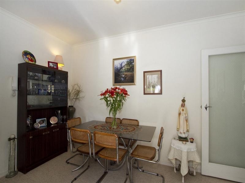 1/122 Mimosa Road, Carnegie VIC 3163