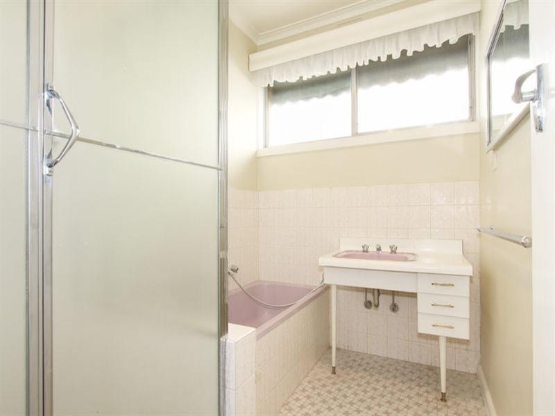 3 Epsom Street, Caulfield East VIC 3145