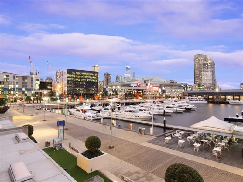 109/30 New Quay Promenade, Docklands VIC 3008