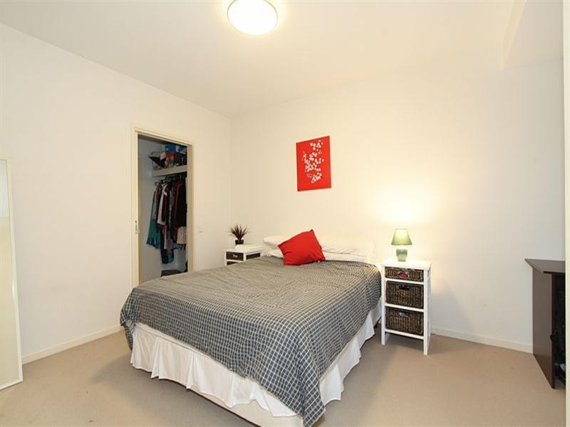 109/30 New Quay Promenade, Docklands VIC 3008