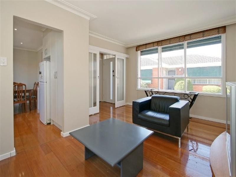 4/590 Neerim Road, Hughesdale VIC 3166