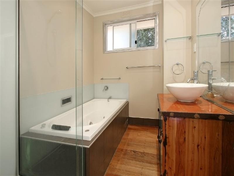 4/590 Neerim Road, Hughesdale VIC 3166