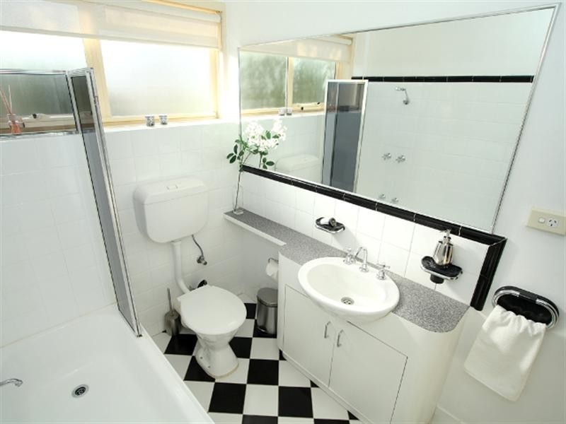 8/300 Grange Road, Ormond VIC 3204