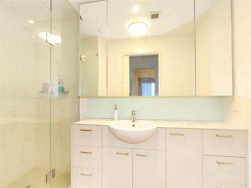 109/30 New Quay Promenade, Docklands VIC 3008