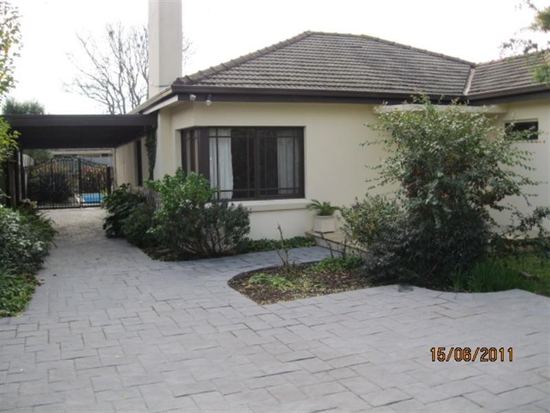 13 Hudson Street, Mckinnon VIC 3204