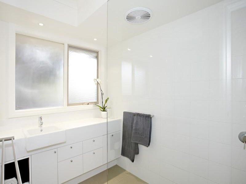 230a Warrigal Road, Cheltenham VIC 3192