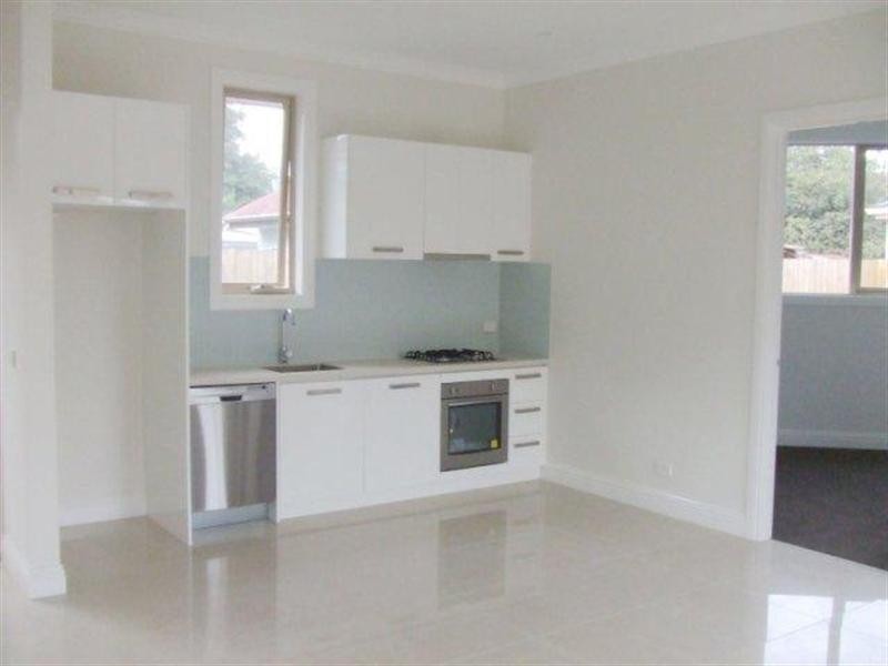 2/19 Tattenham Street, Caulfield East VIC 3145