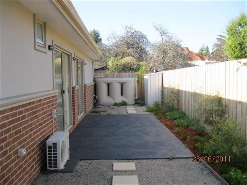 2/19 Tattenham Street, Caulfield East VIC 3145