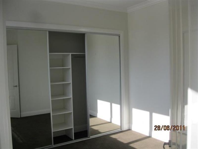 2/19 Tattenham Street, Caulfield East VIC 3145