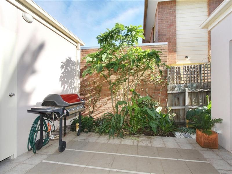 2/34 Turner Avenue, Glen Huntly VIC 3163